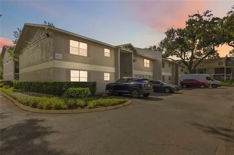 14462 Reuter Strasse Cir #607, Tampa, FL 33613