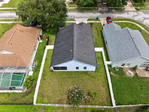View/Area - 24331 Crosscut Rd, Lutz, FL 33559 photo 7 of 9
