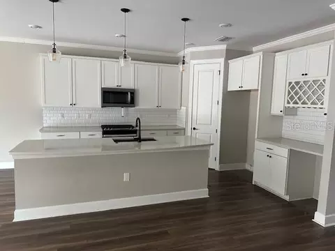 Kitchen - 3360 Chestertown Loop, Bradenton, FL 34211 photo 1 of 4