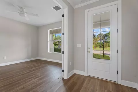 Entry Way - 3360 Chestertown Loop, Bradenton, FL 34211 photo 2 of 2