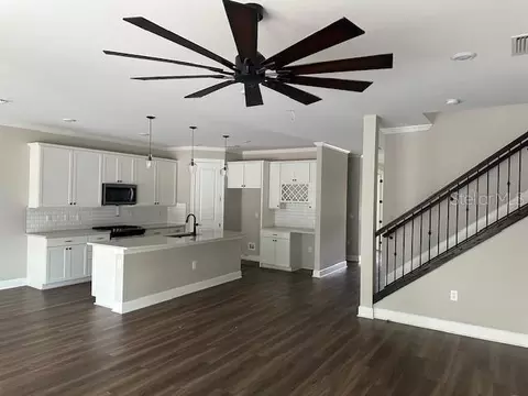 Living - 3360 Chestertown Loop, Bradenton, FL 34211 photo 1 of 5