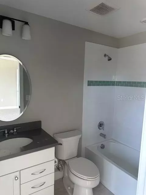 Bath - 3360 Chestertown Loop, Bradenton, FL 34211 photo 1 of 5