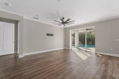 Living - 3360 Chestertown Loop, Bradenton, FL 34211 photo 4 of 5