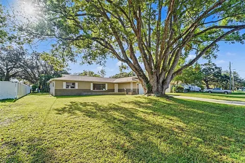 Exterior - 1364 Dill Ave, Spring Hill, FL 34608 photo 3 of 10