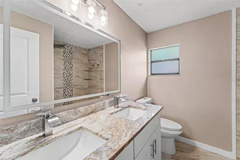 Bath - 1364 Dill Ave, Spring Hill, FL 34608 photo 1 of 2