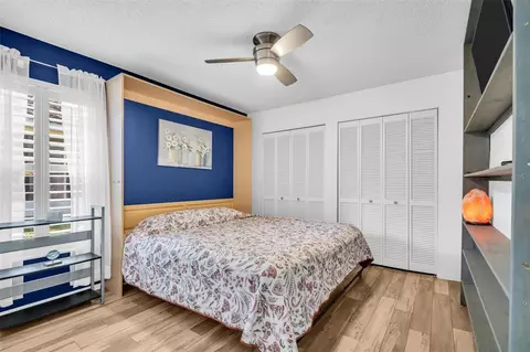 Bedroom - 3067 Pointer Dr, Palm Harbor, FL 34683 photo 5 of 7