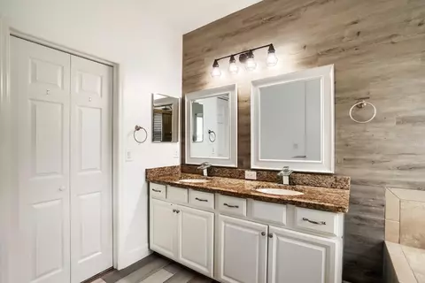 Bath - 3951 Pacente Loop, Wesley Chapel, FL 33543 photo 1 of 5