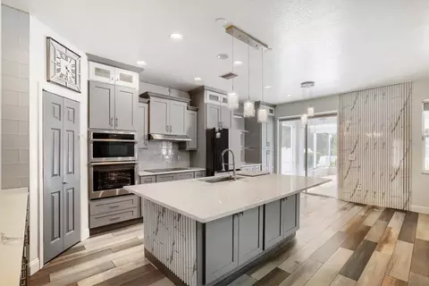 Kitchen - 3951 Pacente Loop, Wesley Chapel, FL 33543 photo 3 of 4