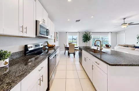 Kitchen - 12741 Tripoli Ave, Riverview, FL 33579 photo 1 of 4