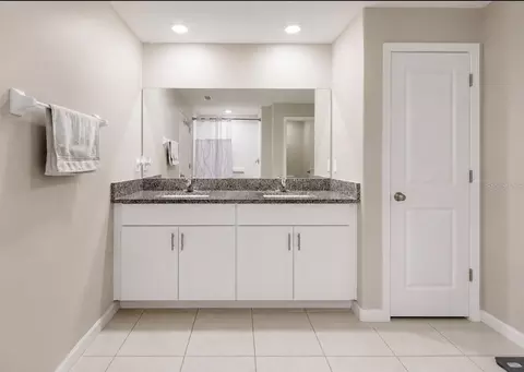 Bath - 12741 Tripoli Ave, Riverview, FL 33579 photo 2 of 4