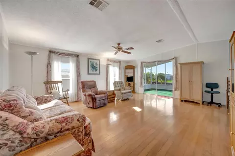 138 S Saint Thomas Cir, Apollo Beach, FL 33572 photo 21