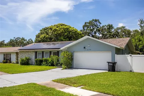 2198 Oak Grove Dr, Clearwater, FL 33764