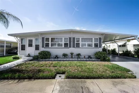 143 Melody Ln, Tarpon Springs, FL 34689