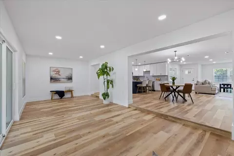 Entry Way - 2928 Forest Cir, Seffner, FL 33584 photo 1 of 3