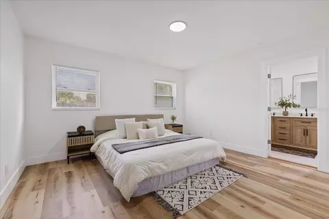 Bedroom - 2928 Forest Cir, Seffner, FL 33584 photo 1 of 7