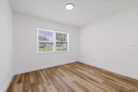 Bedroom - 2928 Forest Cir, Seffner, FL 33584 photo 7 of 7