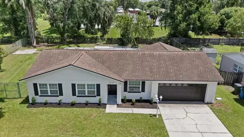 View/Area - 2928 Forest Cir, Seffner, FL 33584 photo 1 of 5
