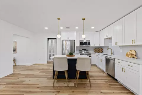 Kitchen - 2928 Forest Cir, Seffner, FL 33584 photo 3 of 3