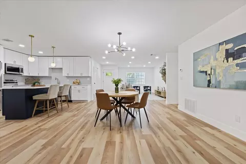 Dining - 2928 Forest Cir, Seffner, FL 33584 photo 3 of 3