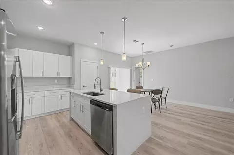 Kitchen - 17199 SW 43rd Ct, Ocala, FL 34473 photo 5 of 7