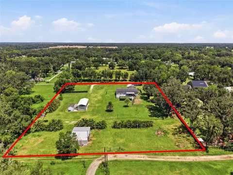 View/Area - 5335 Shakespeare Dr, Dover, FL 33527 photo 2 of 8