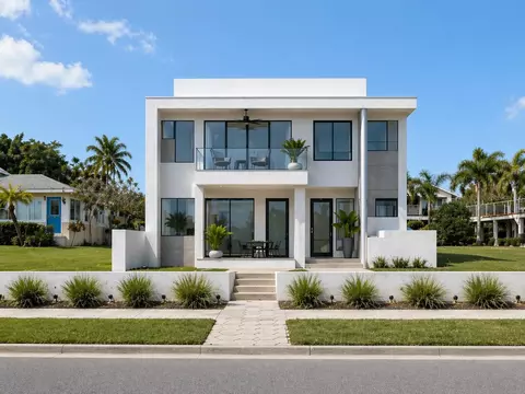 1817 Beach Dr SE, Saint Petersburg, FL 33705