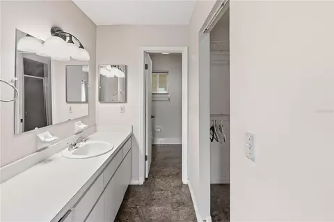 Bath - 6461 SW 109th Pl, Ocala, FL 34476 photo 2 of 4