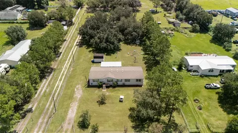 View/Area - 11516 Tuten Loop, Lithia, FL 33547 photo 2 of 7