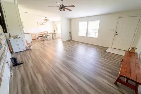 Living - 11516 Tuten Loop, Lithia, FL 33547 photo 2 of 2