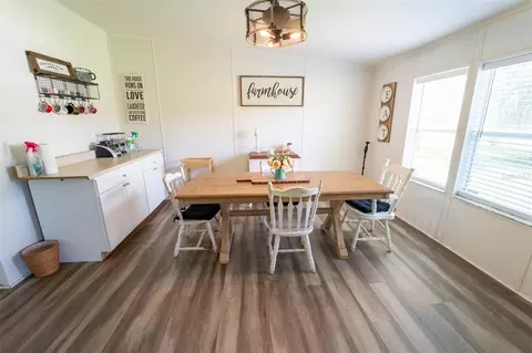 Dining - 11516 Tuten Loop, Lithia, FL 33547 photo 1 of 1