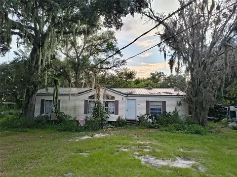 3609 Maxwell Rd, Plant City, FL 33566