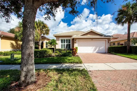 15847 Cobble Mill Dr, Wimauma, FL 33598