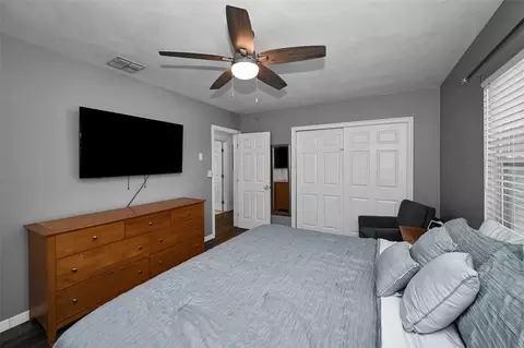 Bedroom - 2003 6th Ave SW, Largo, FL 33770 photo 2 of 4