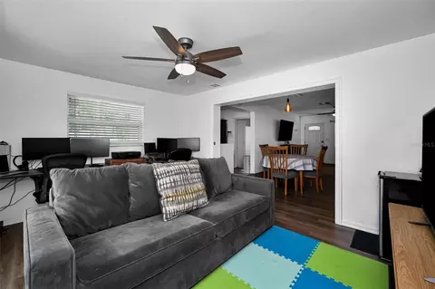 Living - 2003 6th Ave SW, Largo, FL 33770 photo 4 of 5