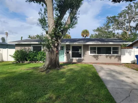 4227 Harrisburg St NE, Saint Petersburg, FL 33703