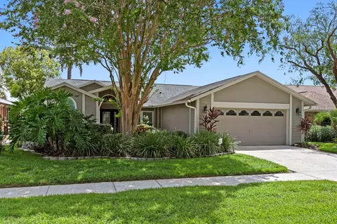 14607 Village Glen Cir, Tampa, FL 33618