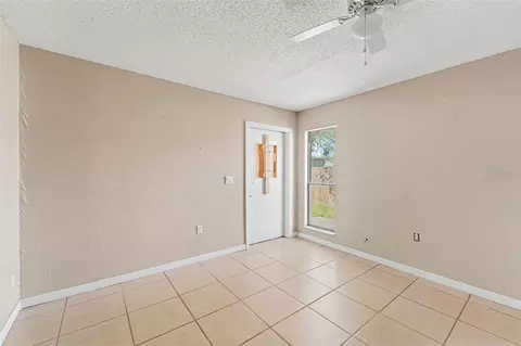 Bedroom - 8422 Spring Hill Dr, Spring Hill, FL 34608 photo 4 of 4