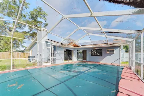 Exterior - 8422 Spring Hill Dr, Spring Hill, FL 34608 photo 5 of 8