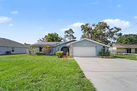 Exterior - 8422 Spring Hill Dr, Spring Hill, FL 34608 photo 2 of 8
