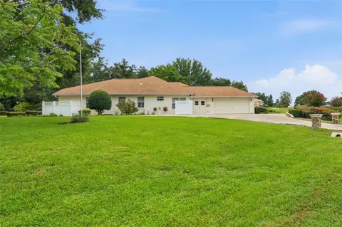 Exterior - 926 E Triple Crown Loop, Hernando, FL 34442 photo 10 of 15