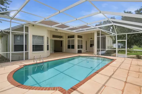 Exterior - 926 E Triple Crown Loop, Hernando, FL 34442 photo 3 of 15