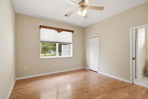 Bedroom - 926 E Triple Crown Loop, Hernando, FL 34442 photo 4 of 7