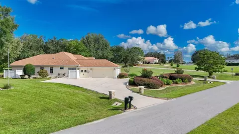 View/Area - 926 E Triple Crown Loop, Hernando, FL 34442 photo 2 of 4