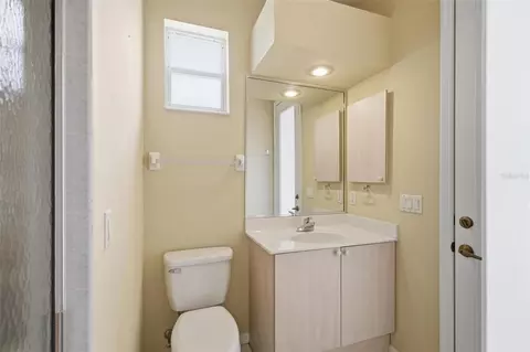 Bath - 926 E Triple Crown Loop, Hernando, FL 34442 photo 6 of 7