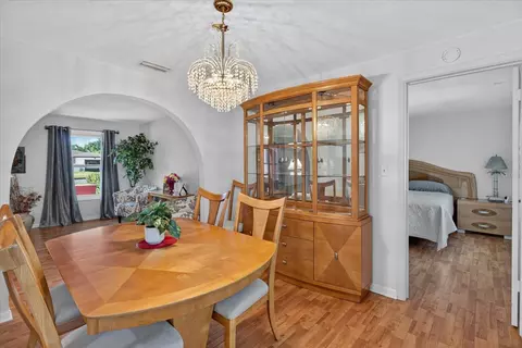Dining - 13497 Oval Dr E, Largo, FL 33774 photo 1 of 5