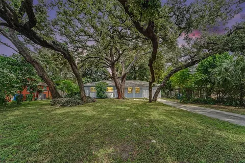 8121 N Ola Ave, Tampa, FL 33604