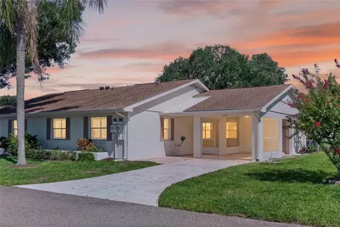 2245 Greenwich Dr #0, Sun City Center, FL 33573