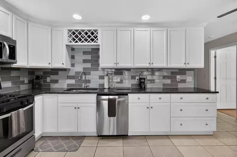 Kitchen - 1742 Horsechestnut Ct, New Port Richey, FL 34655 photo 1 of 2