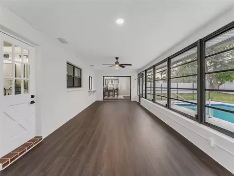 Exterior - 8275 Dora St, Spring Hill, FL 34608 photo 3 of 6