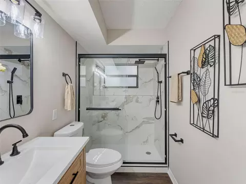 Bath - 8275 Dora St, Spring Hill, FL 34608 photo 5 of 7